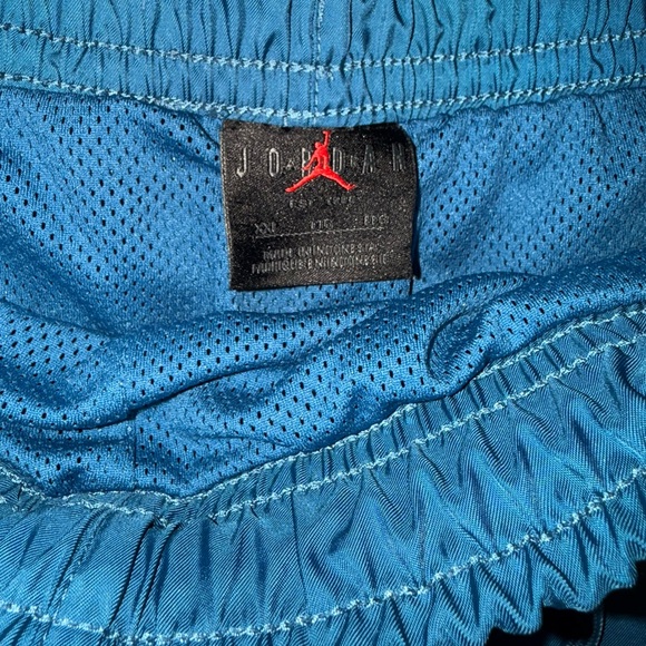 Air Jordan Lined Blue Athletic Shorts with Elastic Waistband Size XXL - Picture 3 of 3